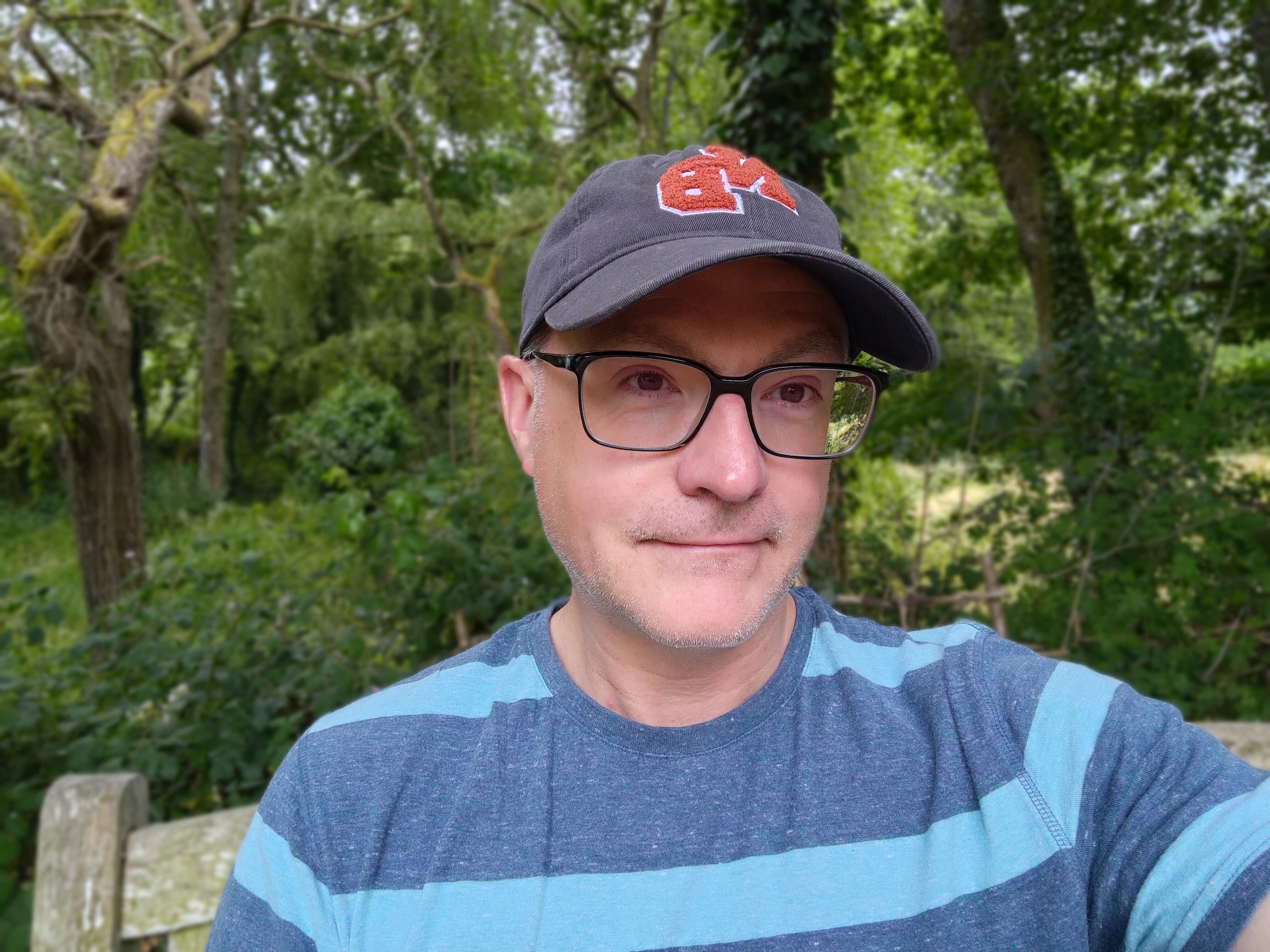 Portrait mode selfie taken with the Asus ROG Phone 6 Pro.
