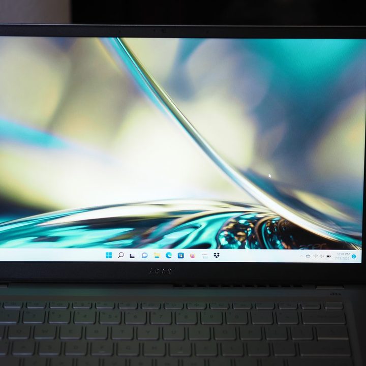 Acer Swift 3 2022 front view showing display.