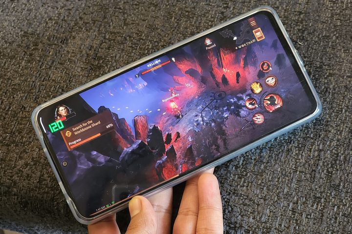 Playing Diablo Immortal on Poco F4