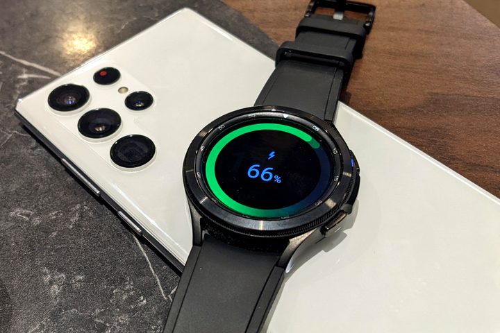 Charge Galaxy Watch 4 with a phone