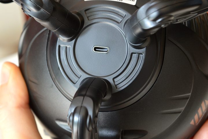 Gravastar Mars Pro charging port.