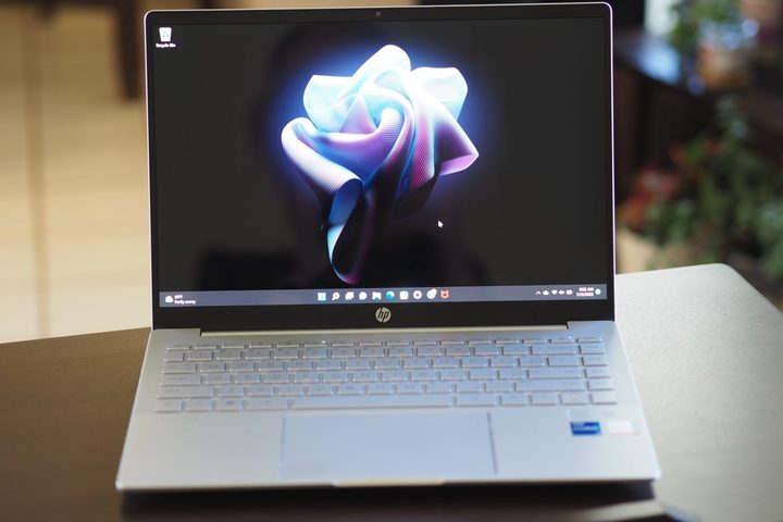HP Pavilion Plus 14 front view showing display and keyboard deck.