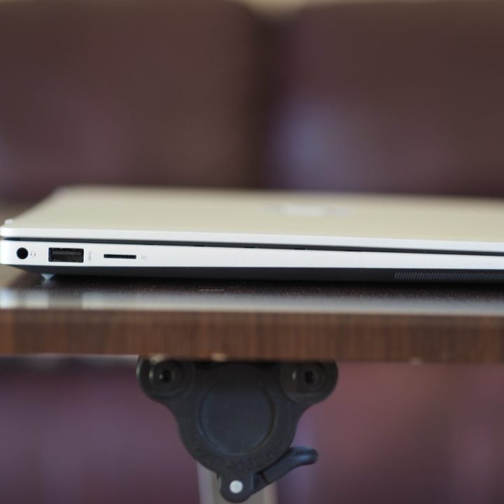 HP Pavilion Plus 14 left side showing ports.