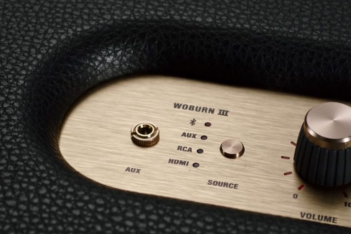 Source selector indicators on the Marshall Woburn III.
