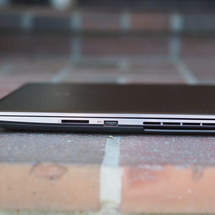 msi creator z16p review right view