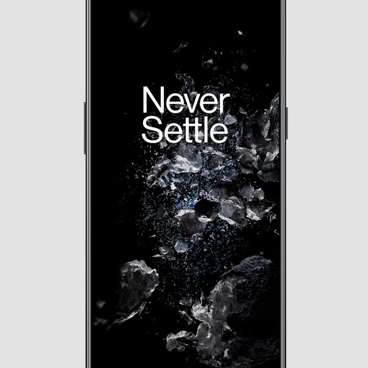 The OnePlus 10T in Moonstone Black.