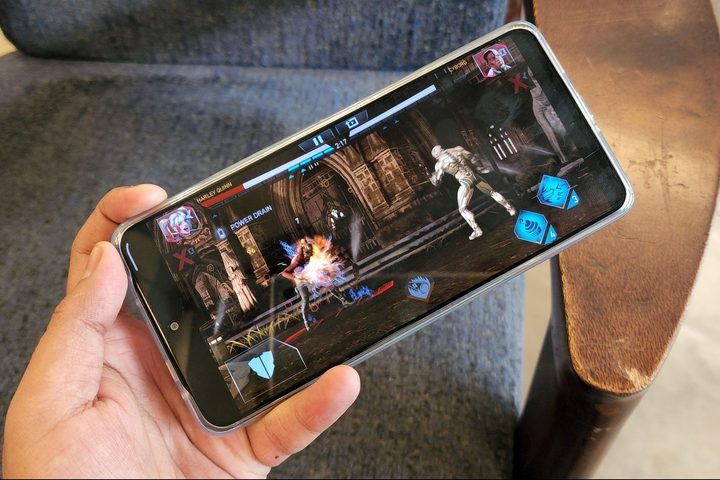 Injustice 2 on the poco F4 5G