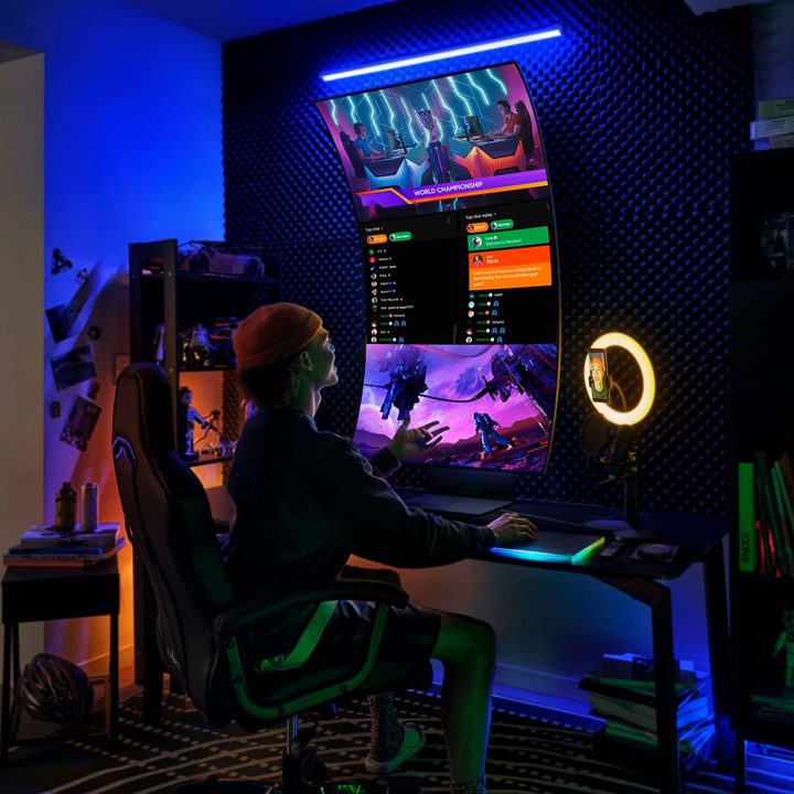 Samsung Odyssey Ark in cockpit mode.