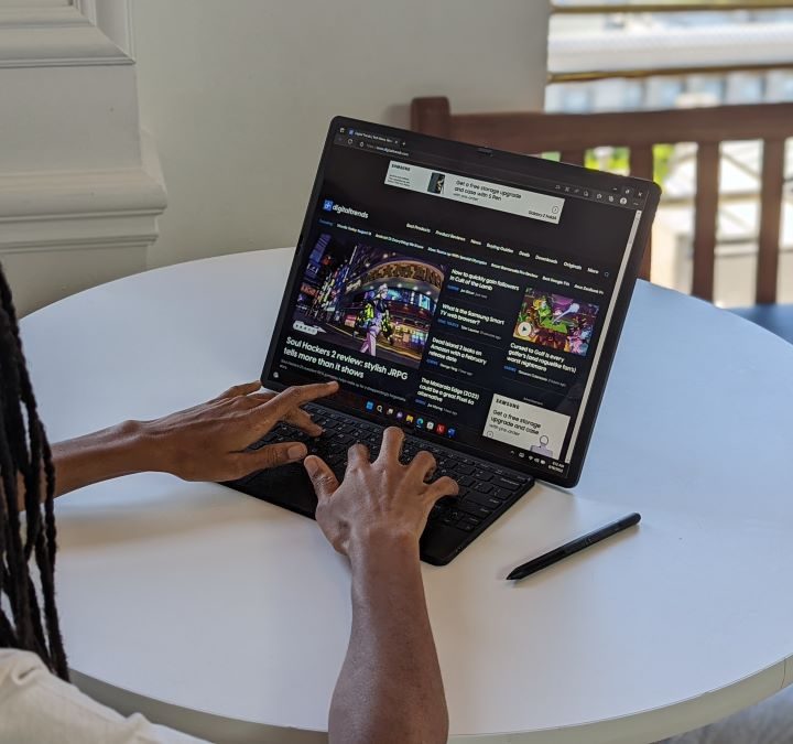 The 2022 ThinkPad X1 Fold in landscape mode attached to a keyboard.