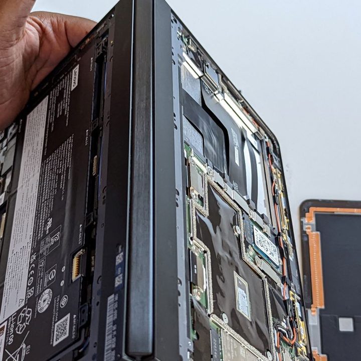 The 2022 ThinkPad X1 Fold internals and hinge.