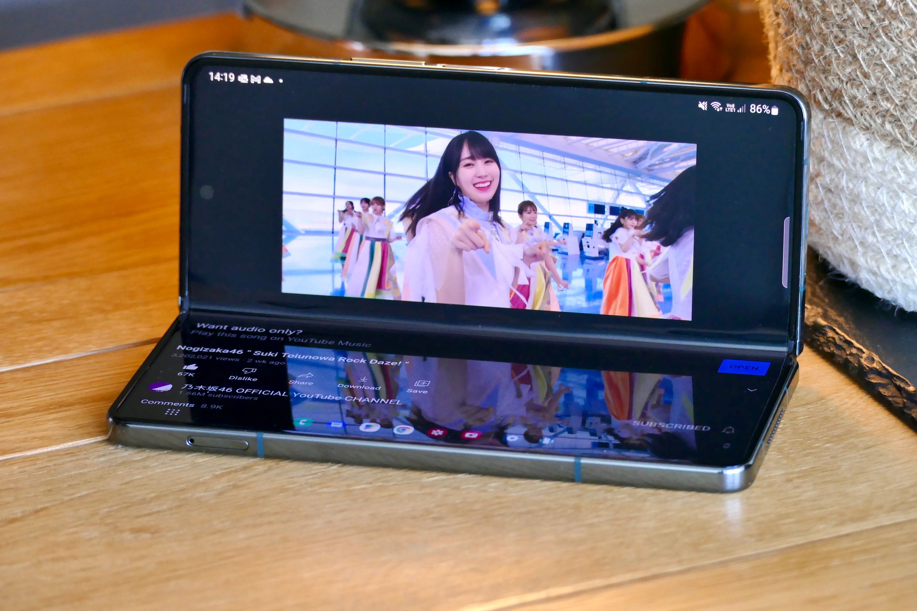 Video playing on the Galaxy Z Fold 4.