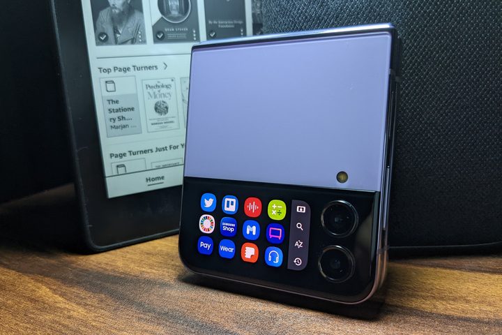 Samsung Galaxy Z Flip 4 with CoverScreen OS and app drawer