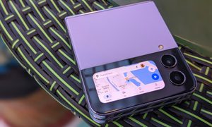 Samsung Galaxy Z Flip 4 with CoverScreen OS and Maps