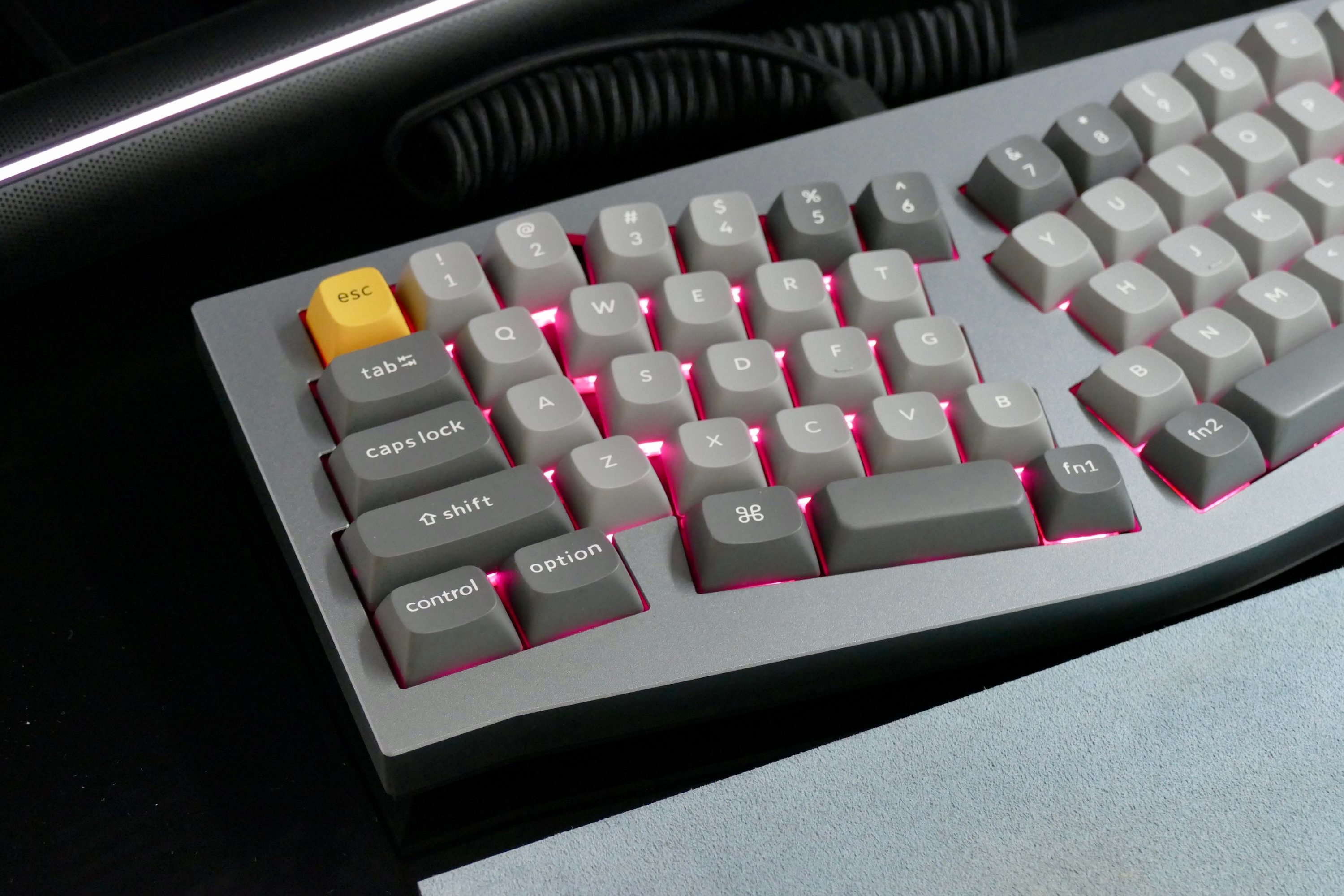 Red RGB lighting on the Keychron Q8.