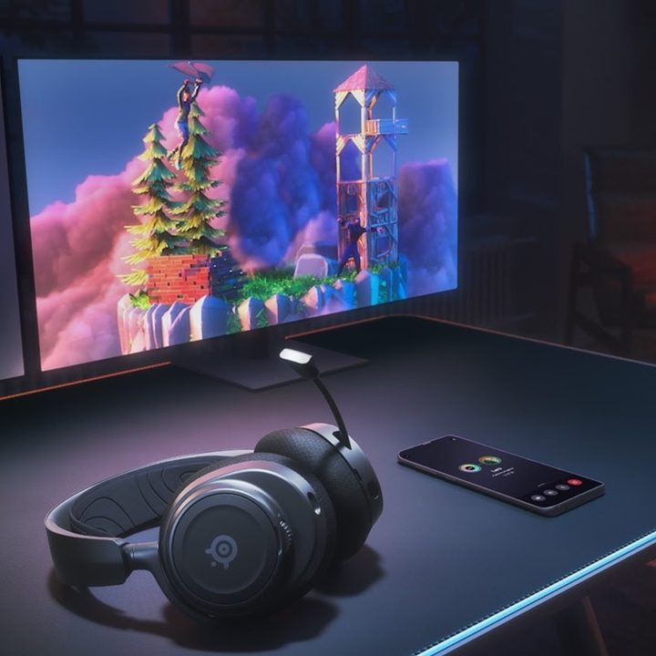 The SteelSeries Arctis Nova 7 is now available for $180.