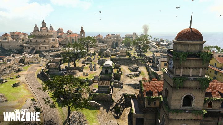 Buildings on Fortune's Keep in Warzone.