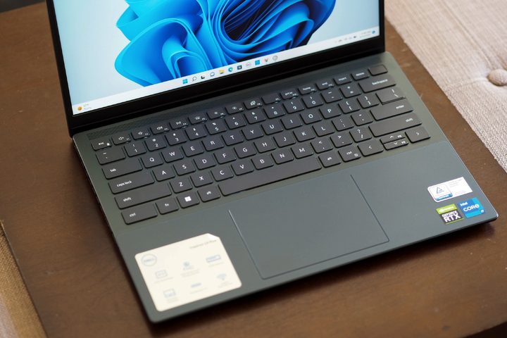 The keyboard of the Dell Inspiron 14 Plus.