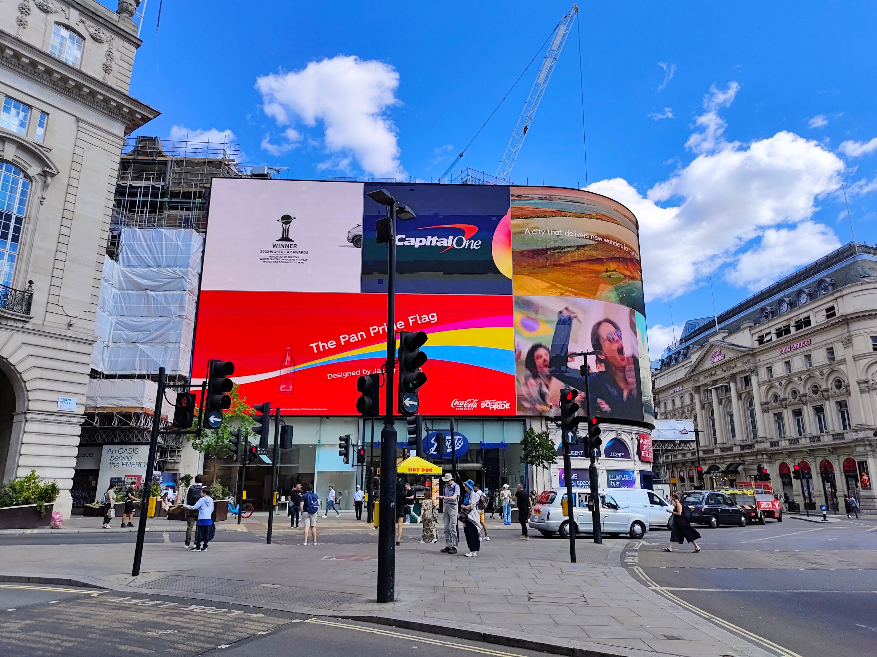 Photo of London taken with the iQoo 9T.