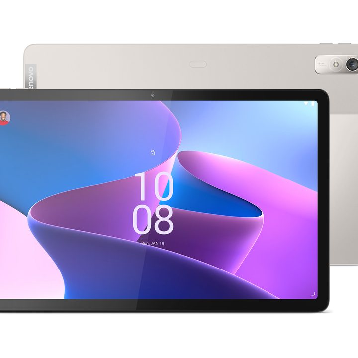 The Lenovo Tab P11 Pro tablet.