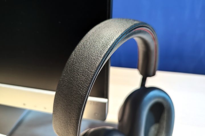Close up of headband on Mark Levinson No. 5909 headphones.