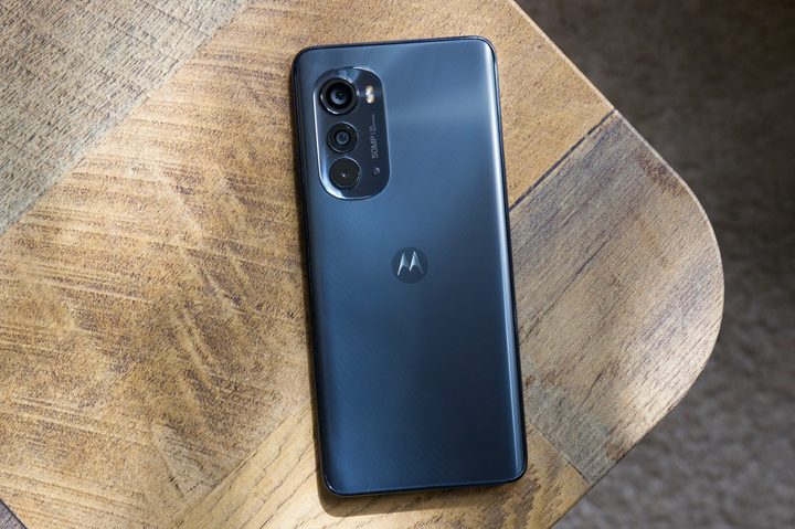 The Motorola Edge (2022).