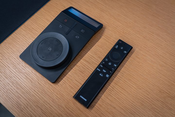 Samsung Ark dial and remote.