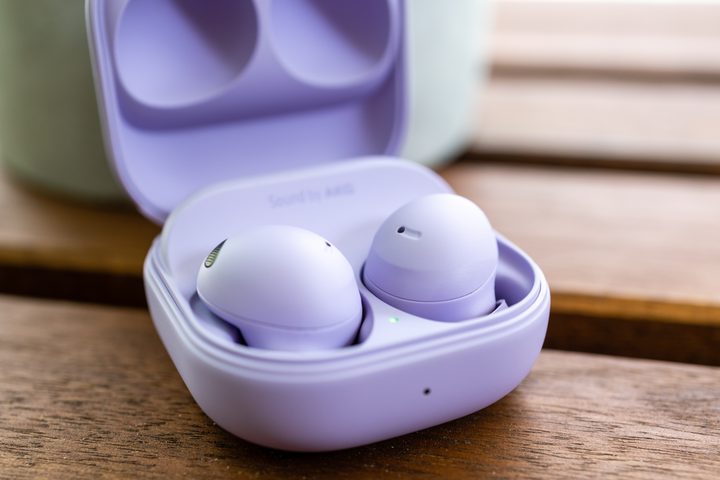 Samsung Galaxy Buds 2 Pro.