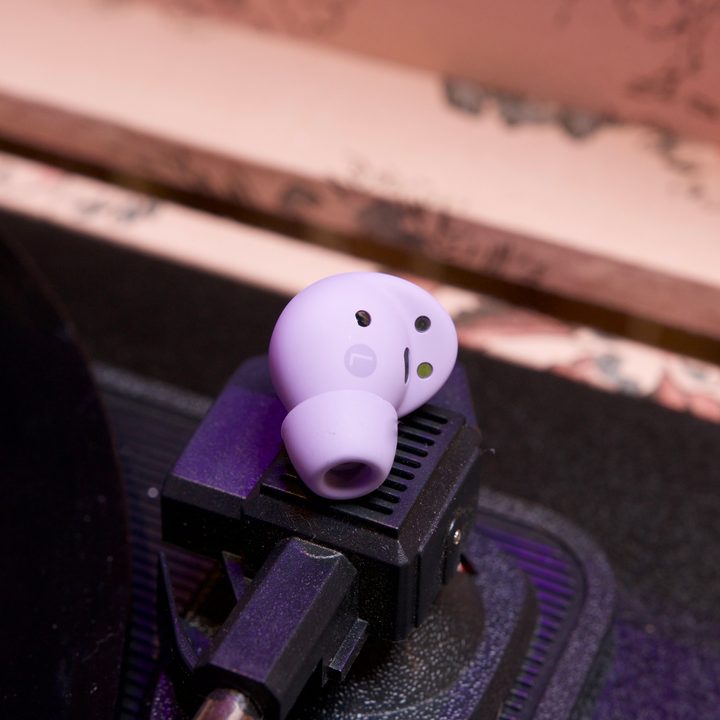 Samsung Galaxy Buds 2 Pro.