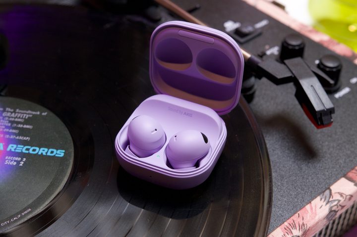 Samsung Galaxy Buds 2 Pro.
