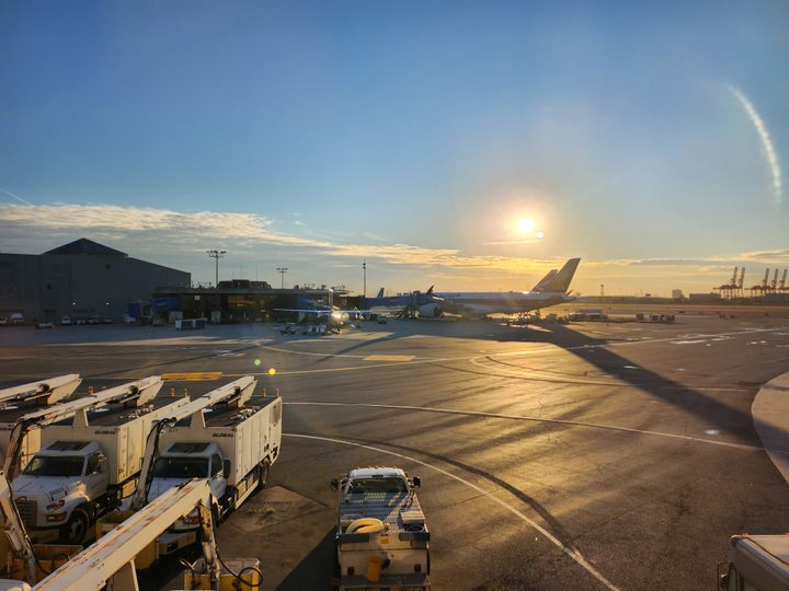 Photo of Newark airport early in the morning.