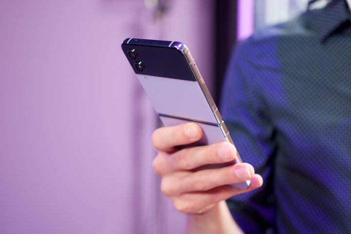 Samsung Galaxy Z Flip 4.