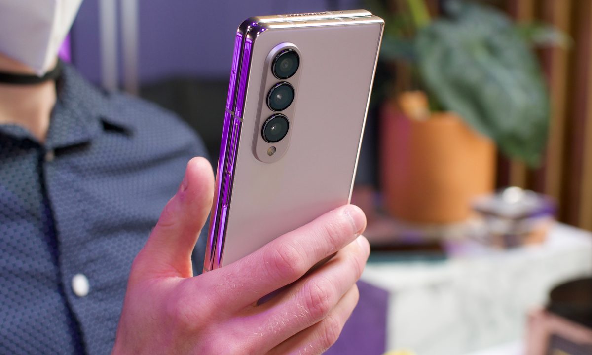 Samsung Galaxy Z Fold 4.