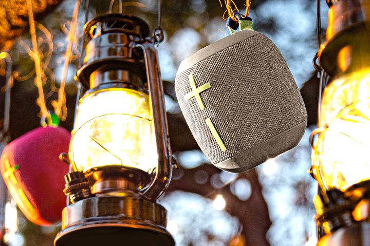 UE Wonderboom 3 seen hanging next to lanterns.