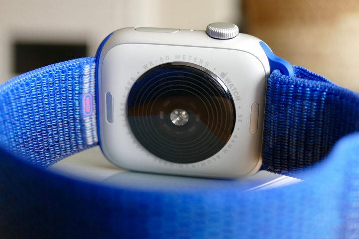 The Apple Watch SE 2's case back.