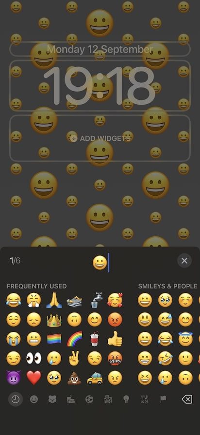 The new emoji wallpaper in iOS 16.