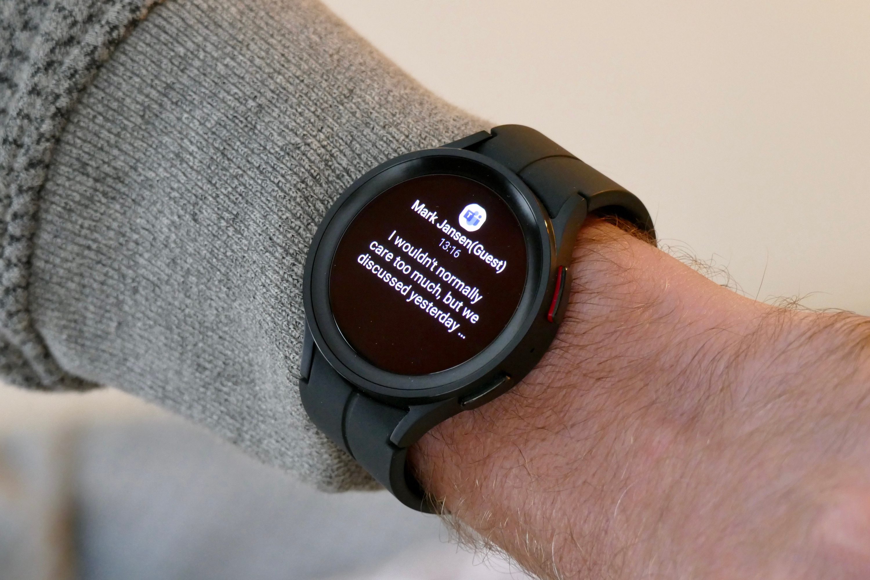 Notifications on the Galaxy Watch 5 Pro.