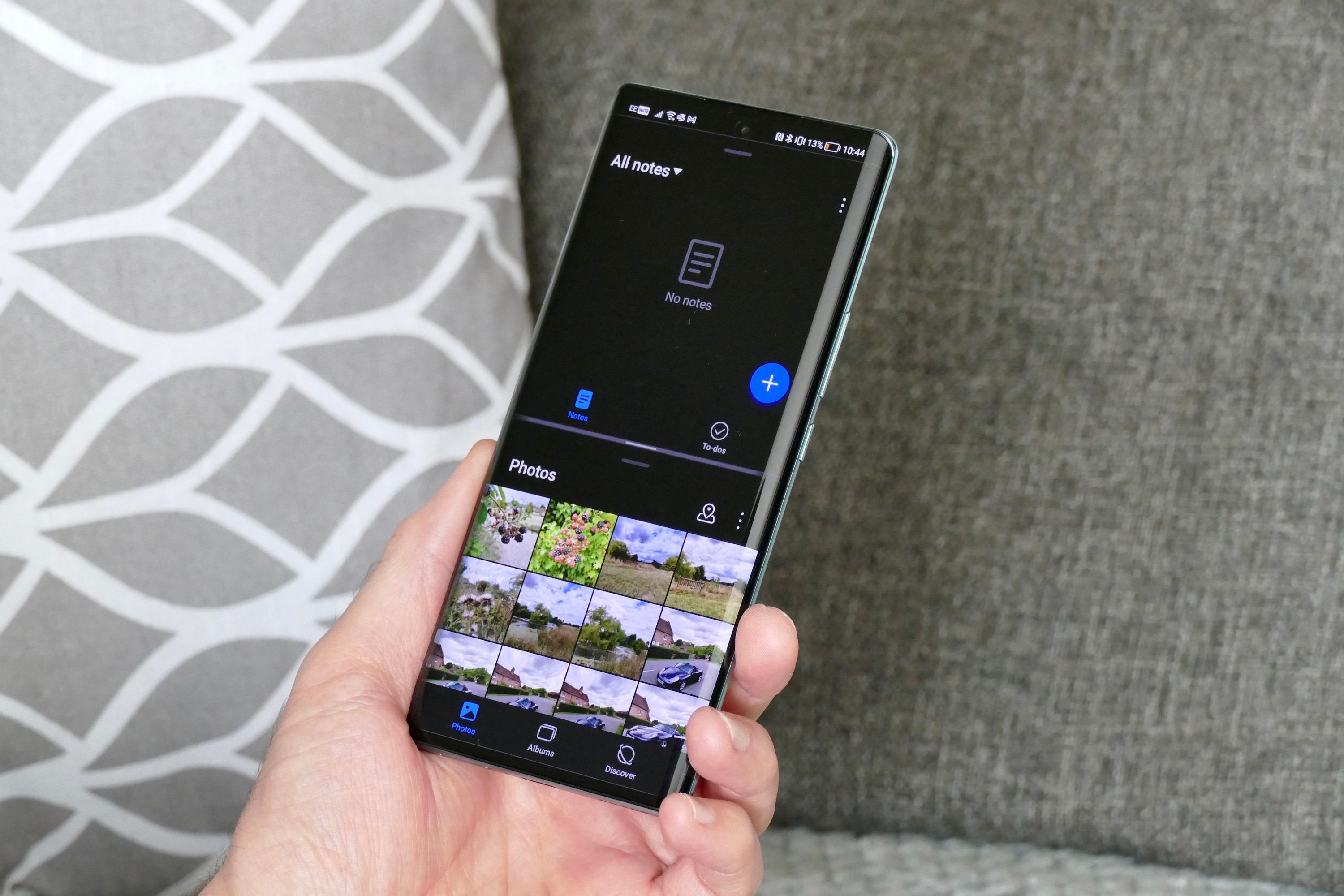 Multitasking on the Honor 70.