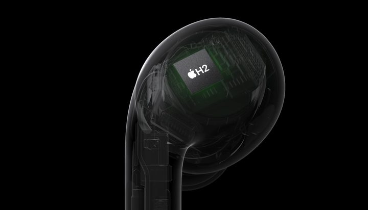 Apple AirPods Pro H2 processor.