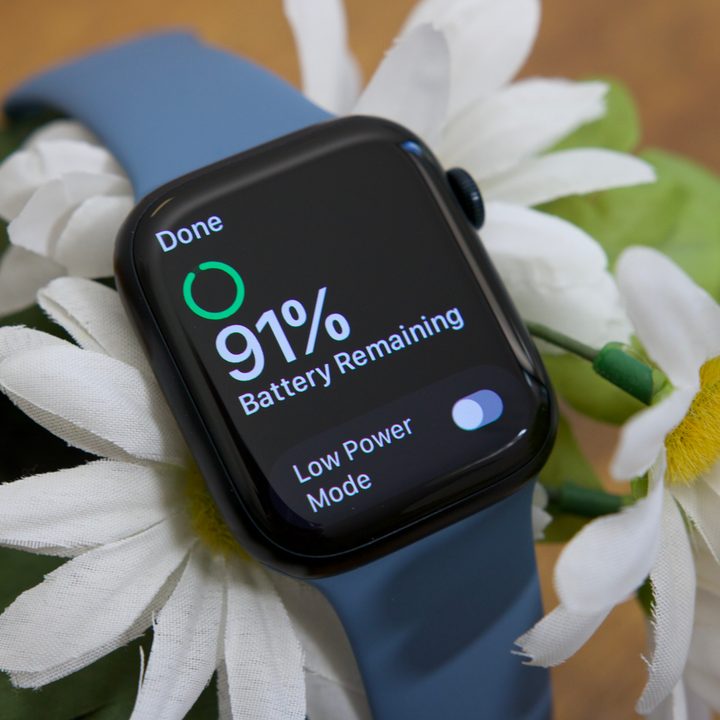 Apple Watch Series 8 showing how much battery is remaining.