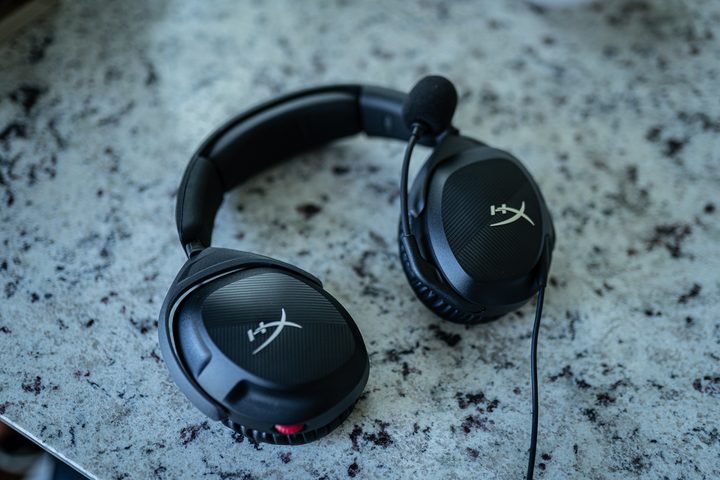 HyperX Cloud Stinger 2 sitting on a countertop.