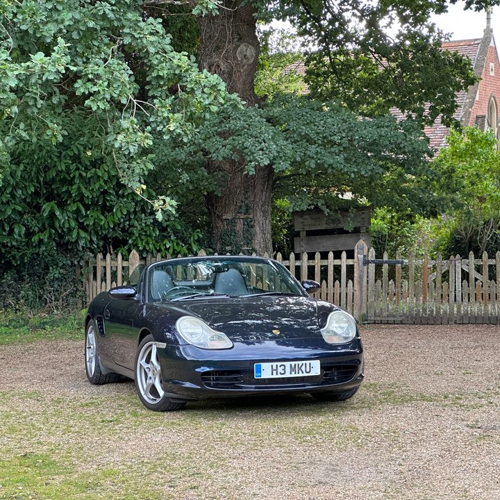 apple iphone 14 pro vs 13 camera comparison test 3x car