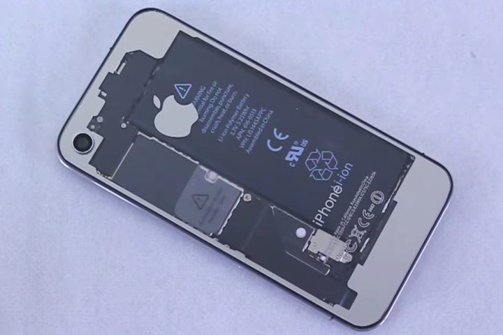 A transparent iPhone 4 rear panel mod.