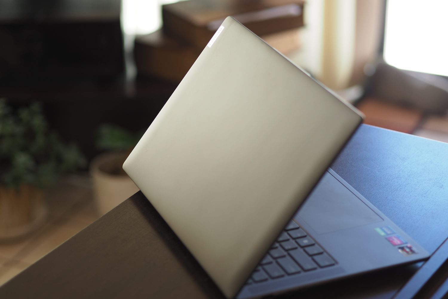 Lenovo Slim 7 Pro X review: thin and really fast - Digital Trends