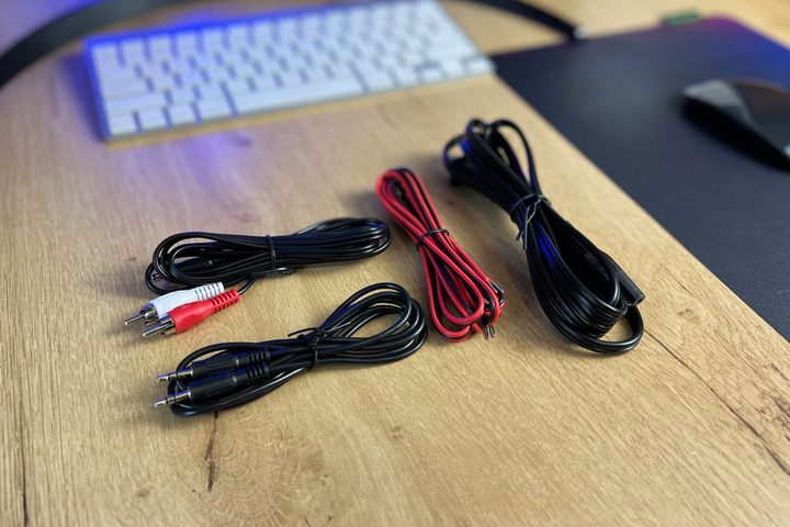 The cables that are int he box of the Monoprice DT-3BT speakers.