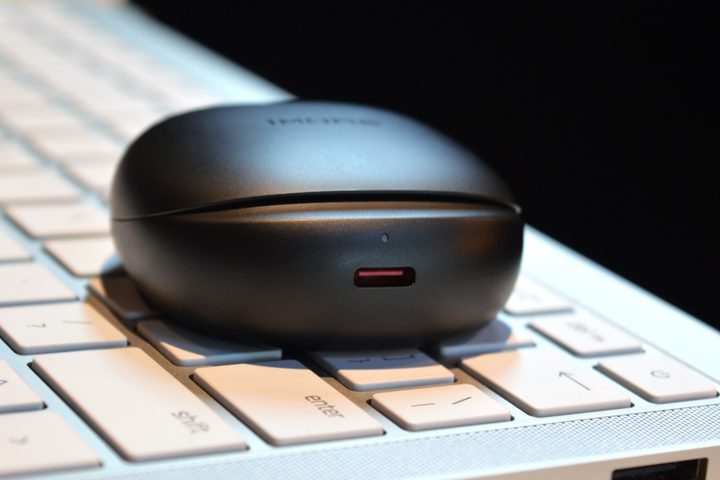 1More Aero wireless earbuds.