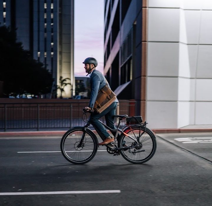Aventon Level.2 bike on the city roads.