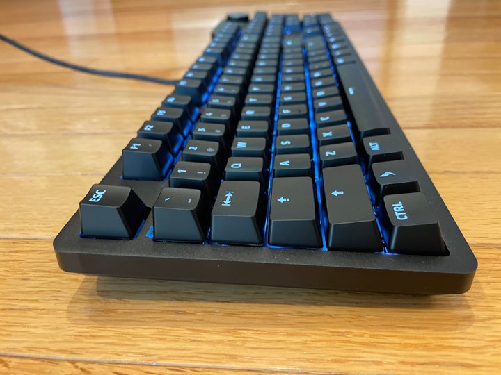 Das Keyboard 6 Pro side 2.