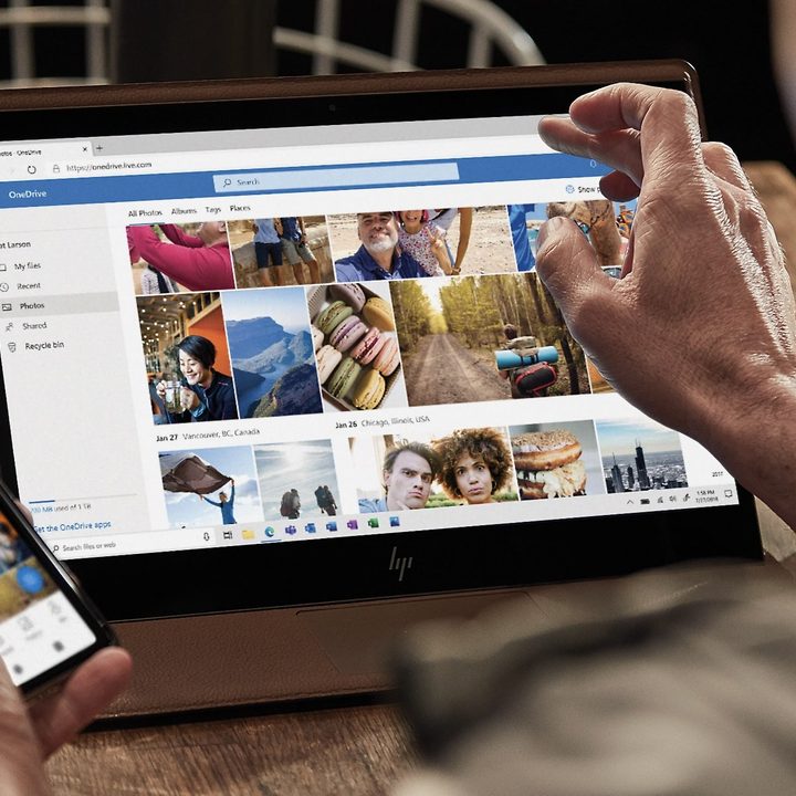 Microsoft OneDrive files can sync between a PC and a phone