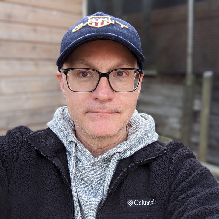 Portrait selfie photo taken with the Pixel 5.