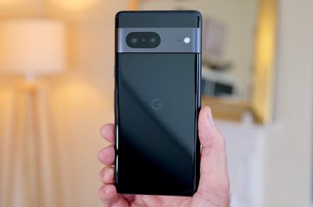 Quick Share AirDrop compatibility could soon arrive on the Pixel 7 and Pixel 8